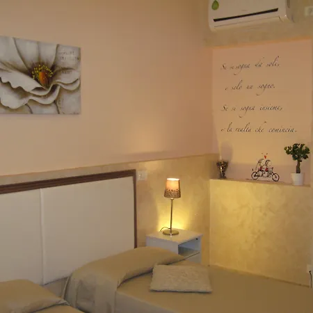 Romantica فندق مبيت وإفطار 3*