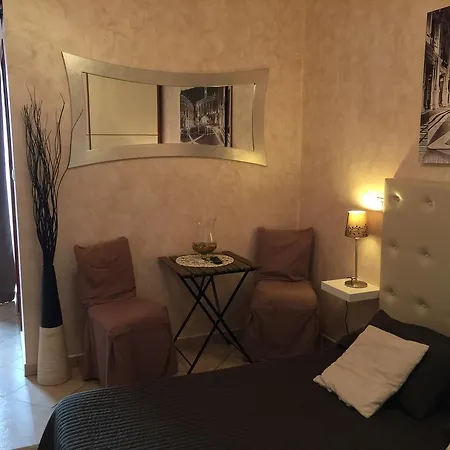 Alojamento de Acomodação e Pequeno-almoço Romantica Roma
